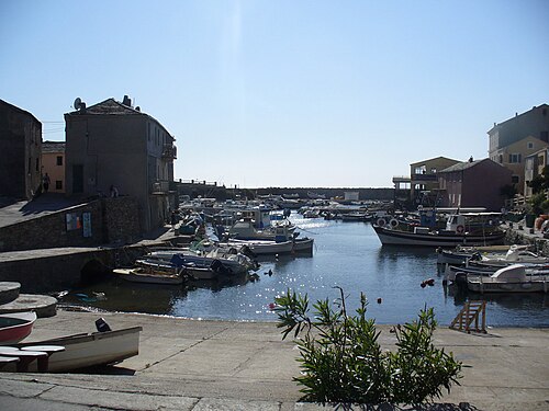 À proximité de Le Vieux Moulin
